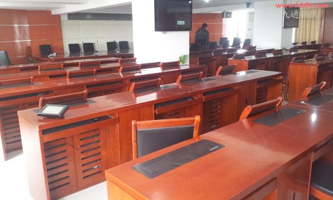 �@ʾ��ȫ�����º�������o�κξ��|�����ڴ������